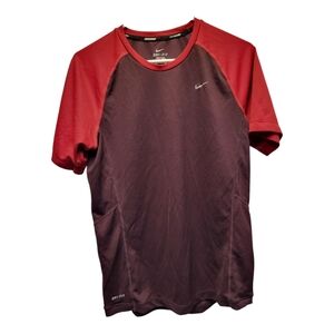 Nike Men's Red and Burgandy Short Sleeve Dri-FIT Athletic Shirt - Size S